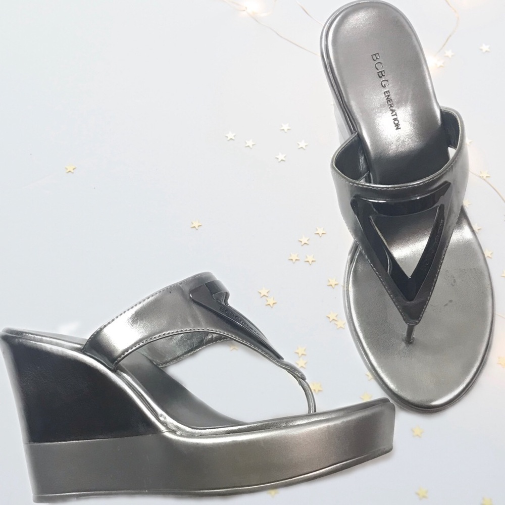 BCBG Generation Silver Metallic Wedge Sandals 7